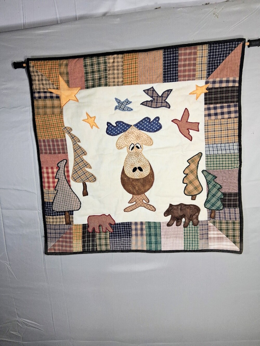26 " X  26"  Cottagecore Hand-crafted Woodland Applique Wall-hanging Quilt/Sham
